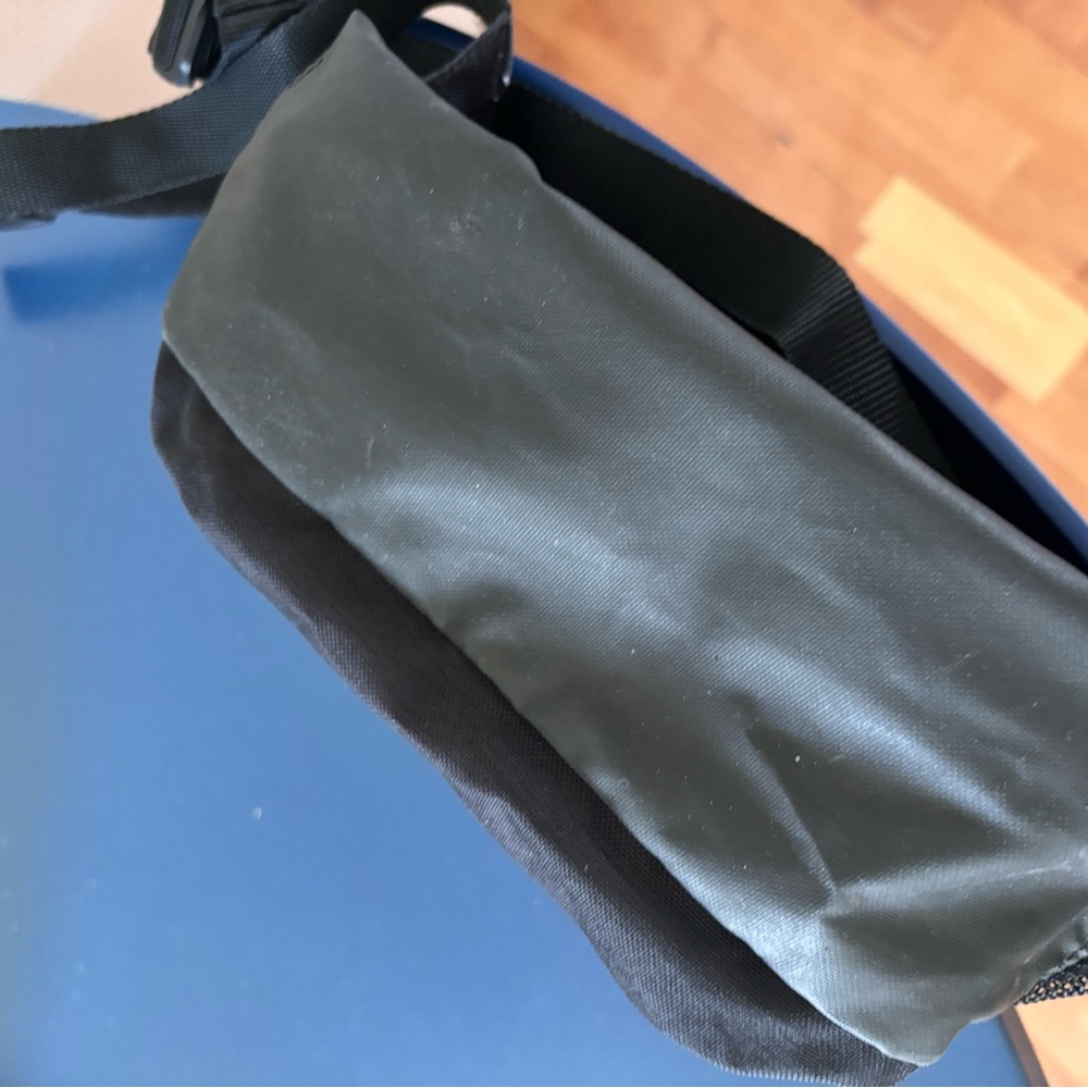 Nike Black Mini Backpack - Picture 4 of 7